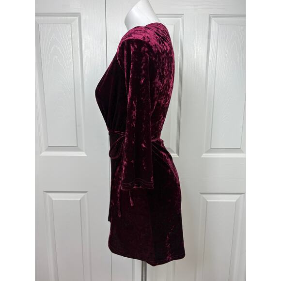 Tobi Wrap it Up Velvet Mini Dress Wine Deep V Neckline Women's Small NWT - Picture 5 of 13